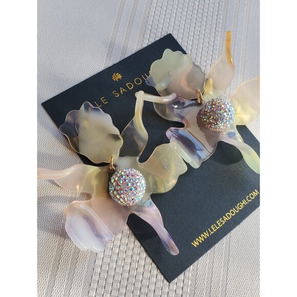 Brand New. $198 Lele Sadoughi Apricot Ombre Crystal Lily Earrings - Picture 9 of 10